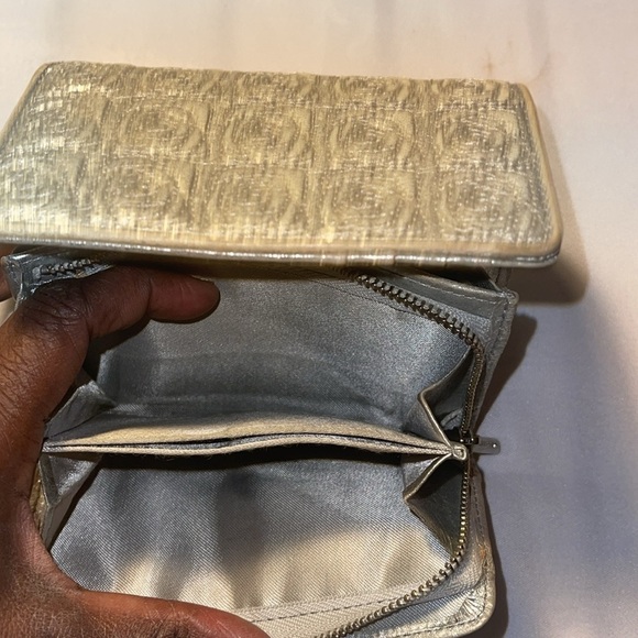 Authentic ANTEPRIMA Compact Wallet Leather Champagne EUC with box & dustbag - Picture 11 of 11